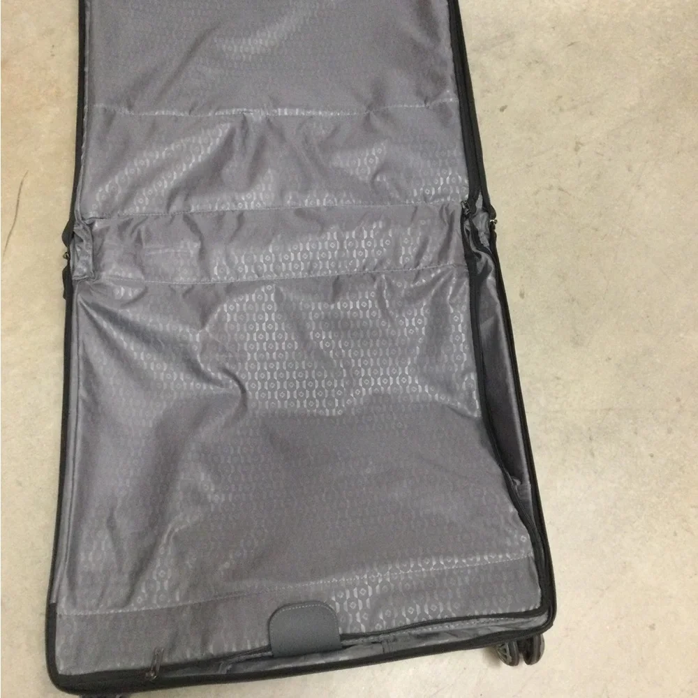 Men's Black Rolling Garment Bag - Professional Travel Luggage
